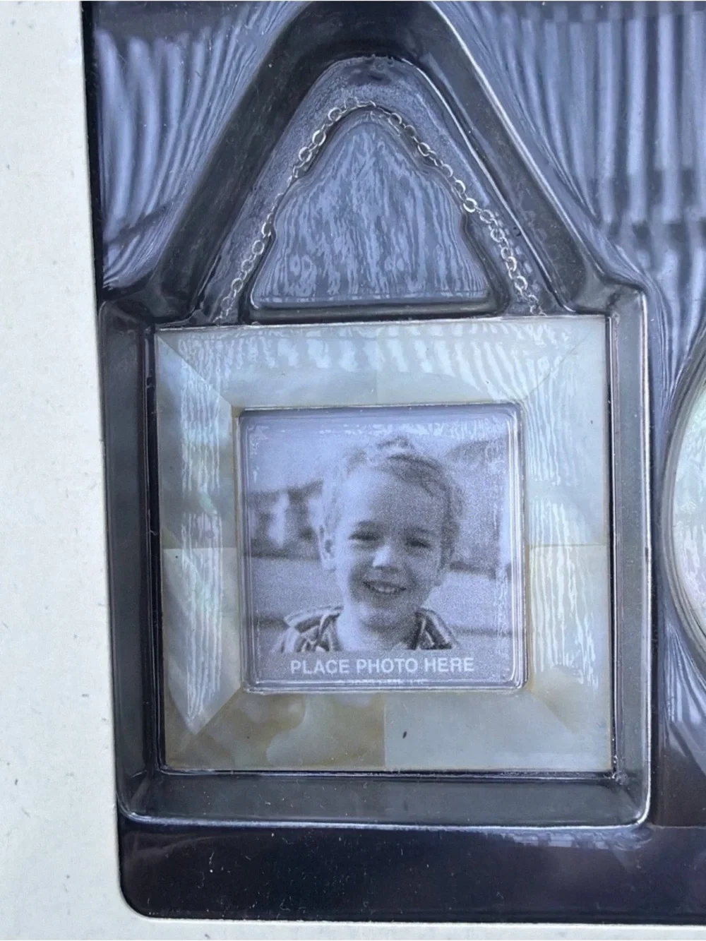 Vintage 2003 Hallmark Mother of Pearl Family Tree Starter Kit Frames (Set of 3)